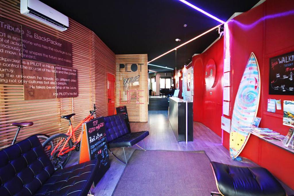 Hostal Pilot Design & Bar Oporto