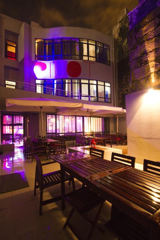 Pilot Design & Bar Hostel