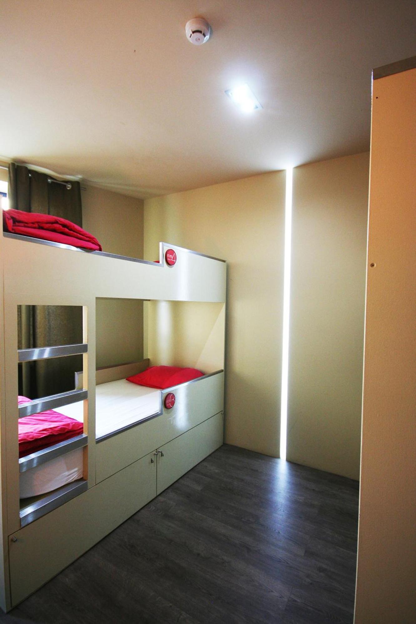 Hostel Pilot Design & Bar Porto