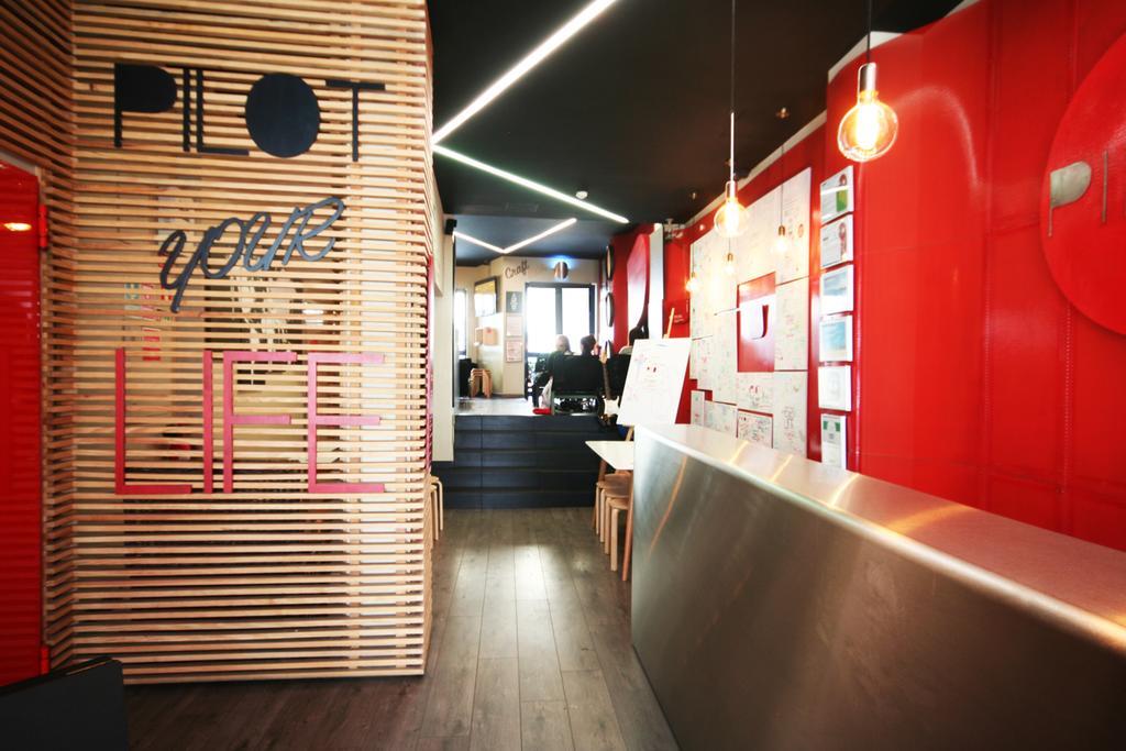 Pilot Design & Bar
